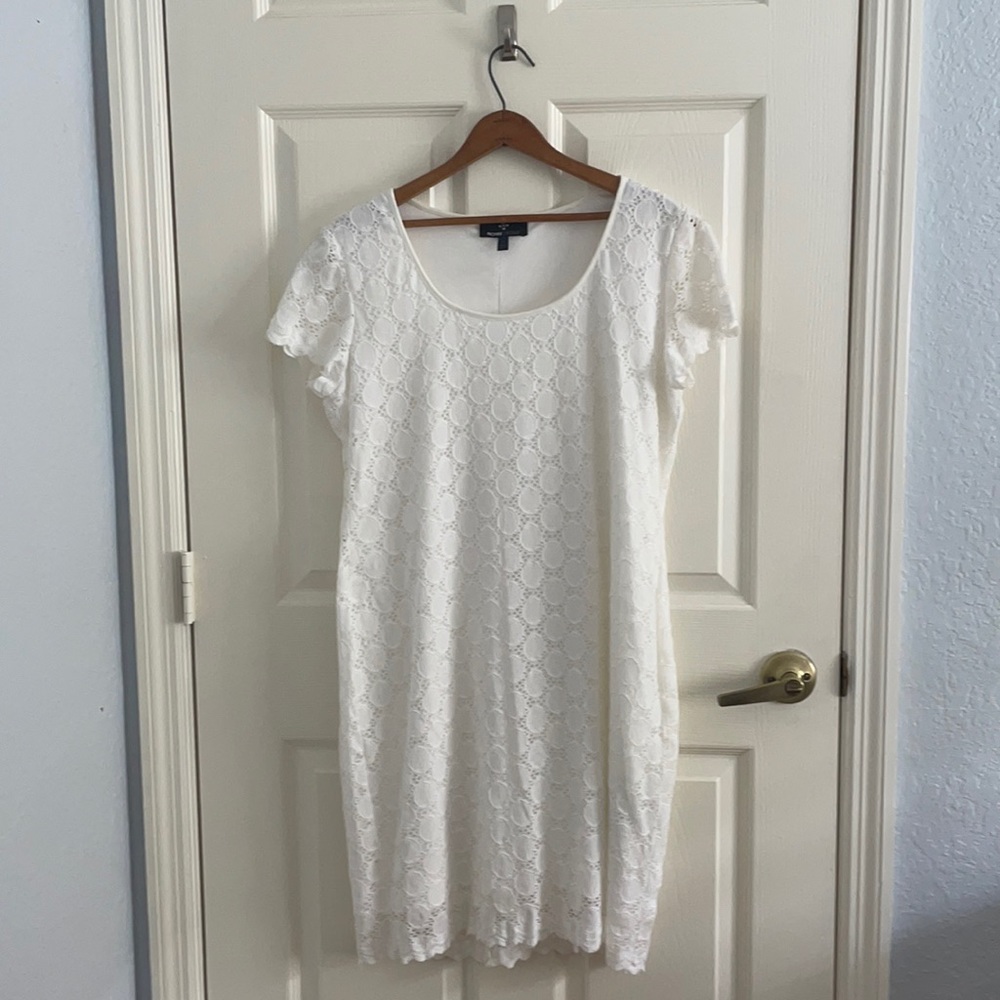 Cream lace dress size 16